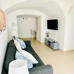 شقة Renovated With Small Garden In Ajuda Lisboa